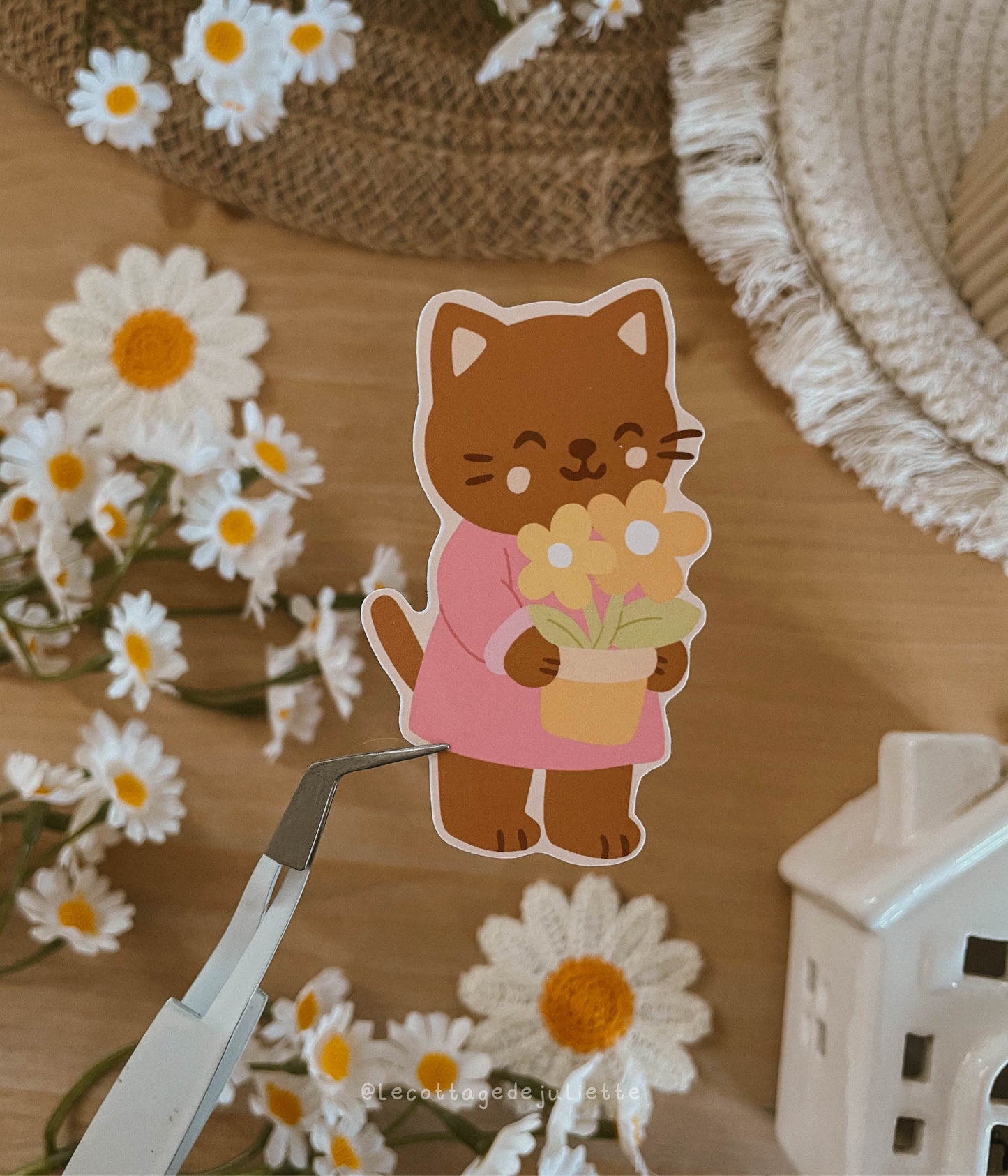 Sticker "Le chat et ses fleurs"