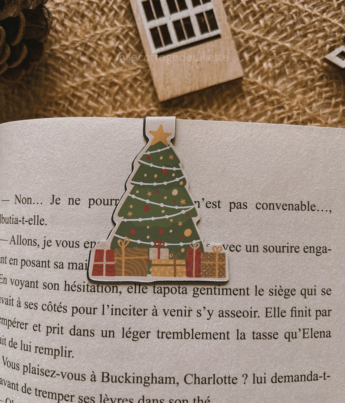 Marque-page magnétique "Au pied au sapin"