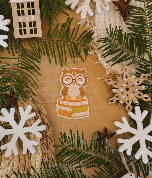 Sticker "Le hibou lecteur"